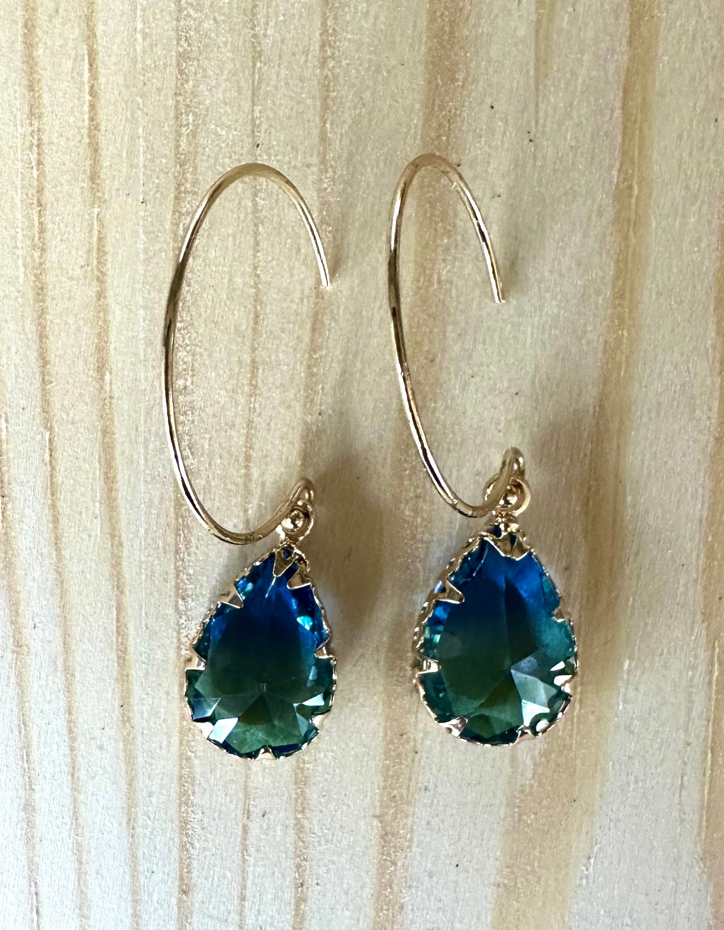 Bluey-Green sparkly glass teardrop earrings on gold plated earrings